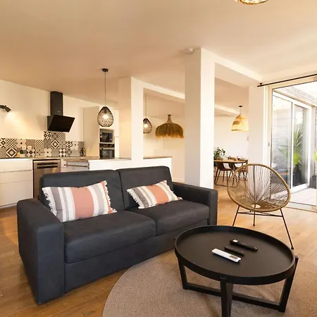 Feriehus Afrobohome, Experience Atypique, Clim, 2 A 6 Personnes, Proche Centre Nimes, Garage Clos