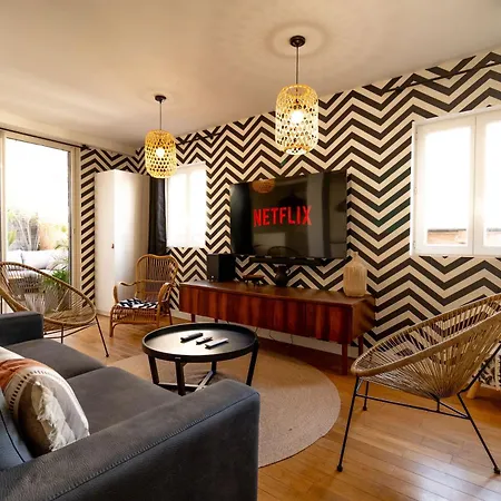 Afrobohome, Ambiance D'Ailleurs, Familles Et Petits Groupes, Clim, 2 A 6 Personnes, Proche Centre Nimes, Garage Clos * Nîmes
