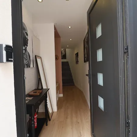 Holiday home Afrobohome, Experience Atypique, Familles Et Petits Groupes, Clim, 2 A 6 Personnes, Proche Centre Nimes, Garage Clos Nimes