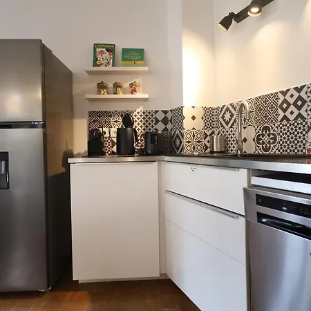 Afrobohome, Experience Atypique, Clim, 2 A 6 Personnes, Proche Centre Nimes, Garage Clos Ferienhaus Nîmes