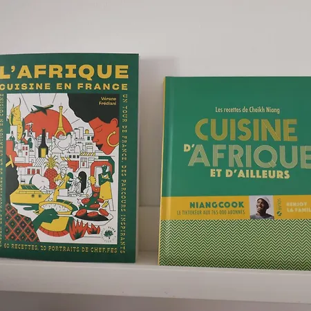 Afrobohome, Experience Atypique, Familles Et Petits Groupes, Clim, 2 A 6 Personnes, Proche Centre Nimes, Garage Clos Nimes