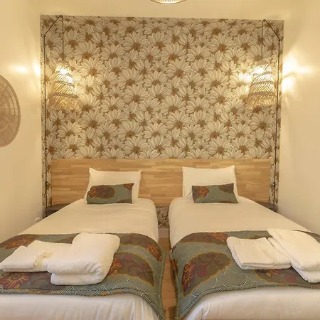 Ferienhaus Afrobohome, Experience Atypique, Clim, 2 A 6 Personnes, Proche Centre Nimes, Garage Clos Nîmes