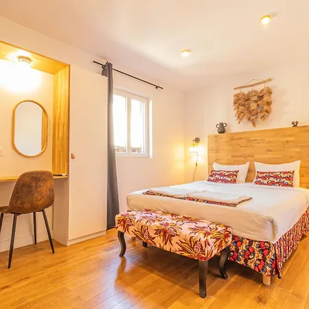 Feriehus Afrobohome, Experience Atypique, Clim, 2 A 6 Personnes, Proche Centre Nimes, Garage Clos *