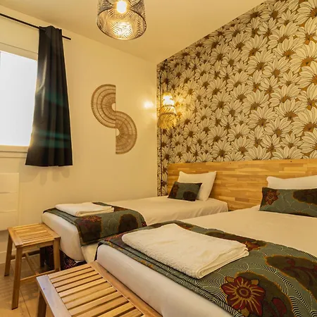 Afrobohome, Experience Atypique, Clim, 2 A 6 Personnes, Proche Centre Nimes, Garage Clos *