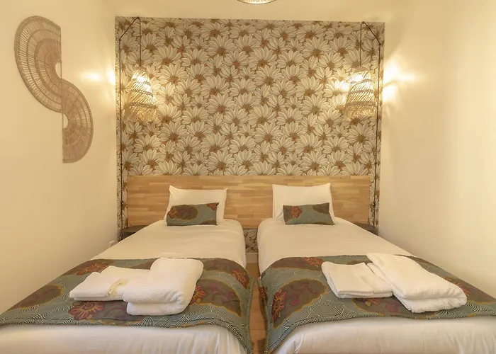 Nyaraló Afrobohome, Experience Atypique, Clim, 2 A 6 Personnes, Proche Centre Nimes, Garage Clos Nîmes