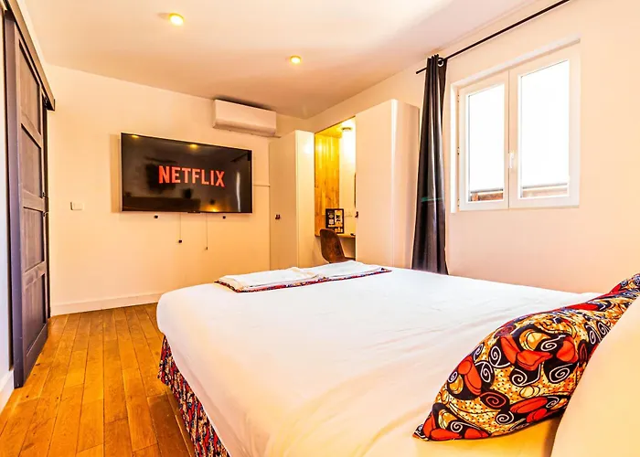 Afrobohome, Experience Atypique, Clim, 2 A 6 Personnes, Proche Centre Nimes, Garage Clos *