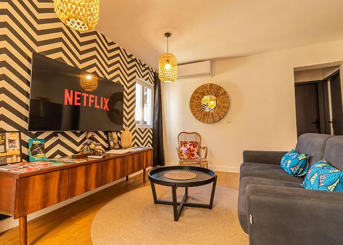 Nyaraló Afrobohome, Experience Atypique, Clim, 2 A 6 Personnes, Proche Centre Nimes, Garage Clos Nîmes