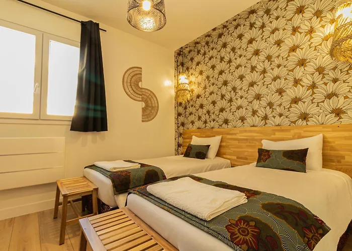 Afrobohome, Experience Atypique, Clim, 2 A 6 Personnes, Proche Centre Nimes, Garage Clos *